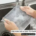 Effortless Cleaning with the All-Purpose Wire Dishwashing Rag - Image 3